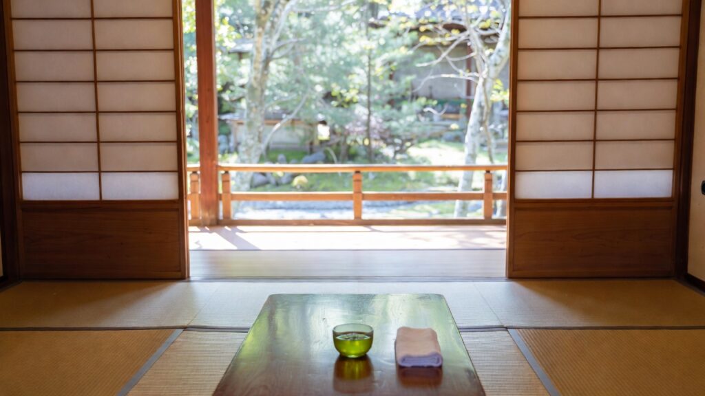 熱海で静かに過ごせる宿8選｜客室数・食事スタイルで選ぶ